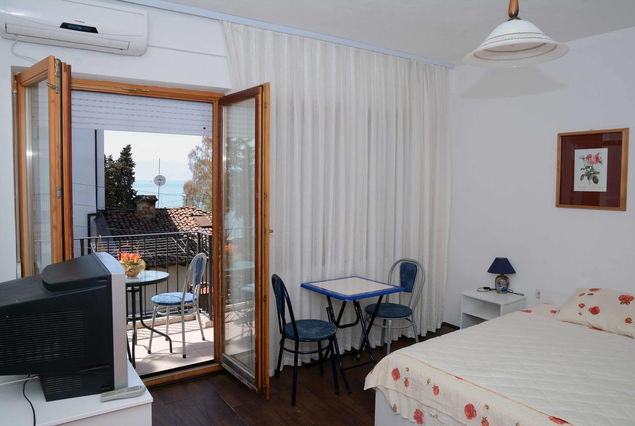 Vila Delfin Ohrid Exterior foto